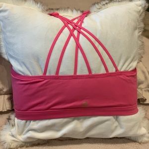 Sz 22 Cross back Strappy Sports Bra